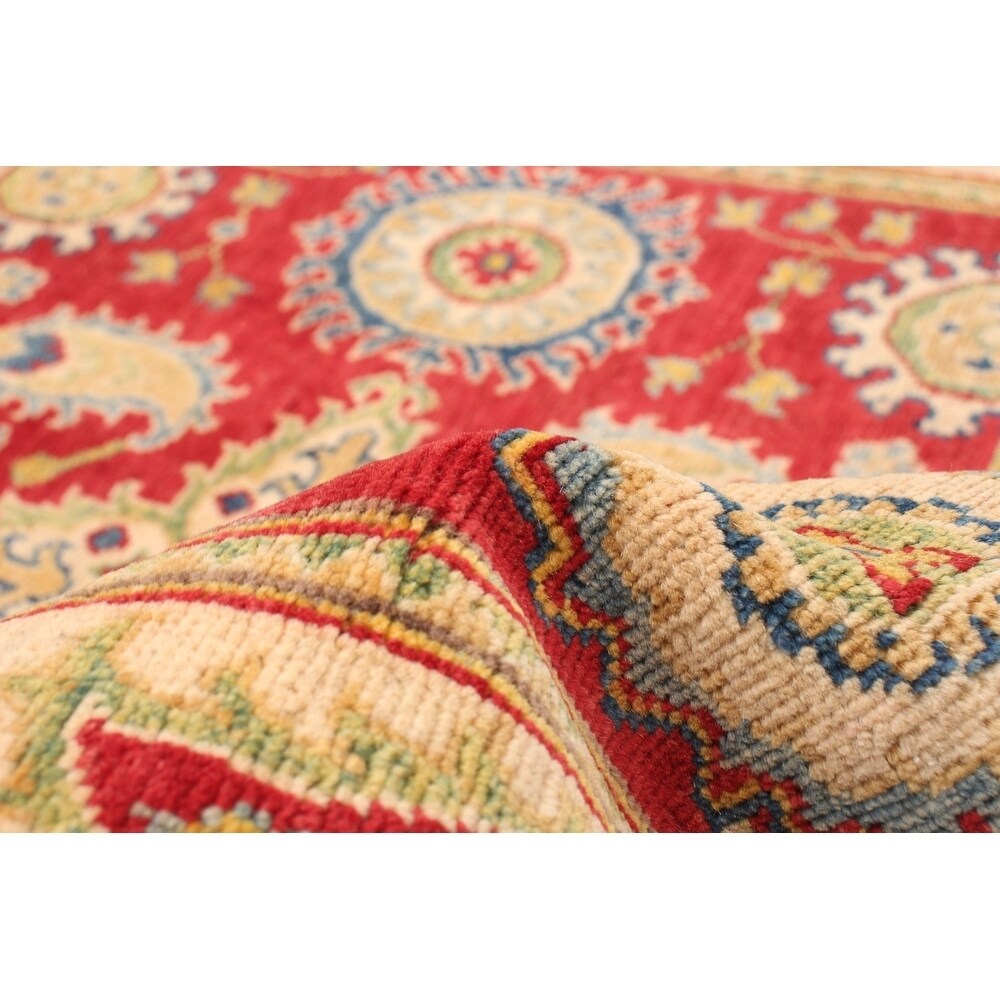 Hand-knotted Finest Gazni Red Wool Rug - 3'11" x 6'0"/3'11 x 6'0