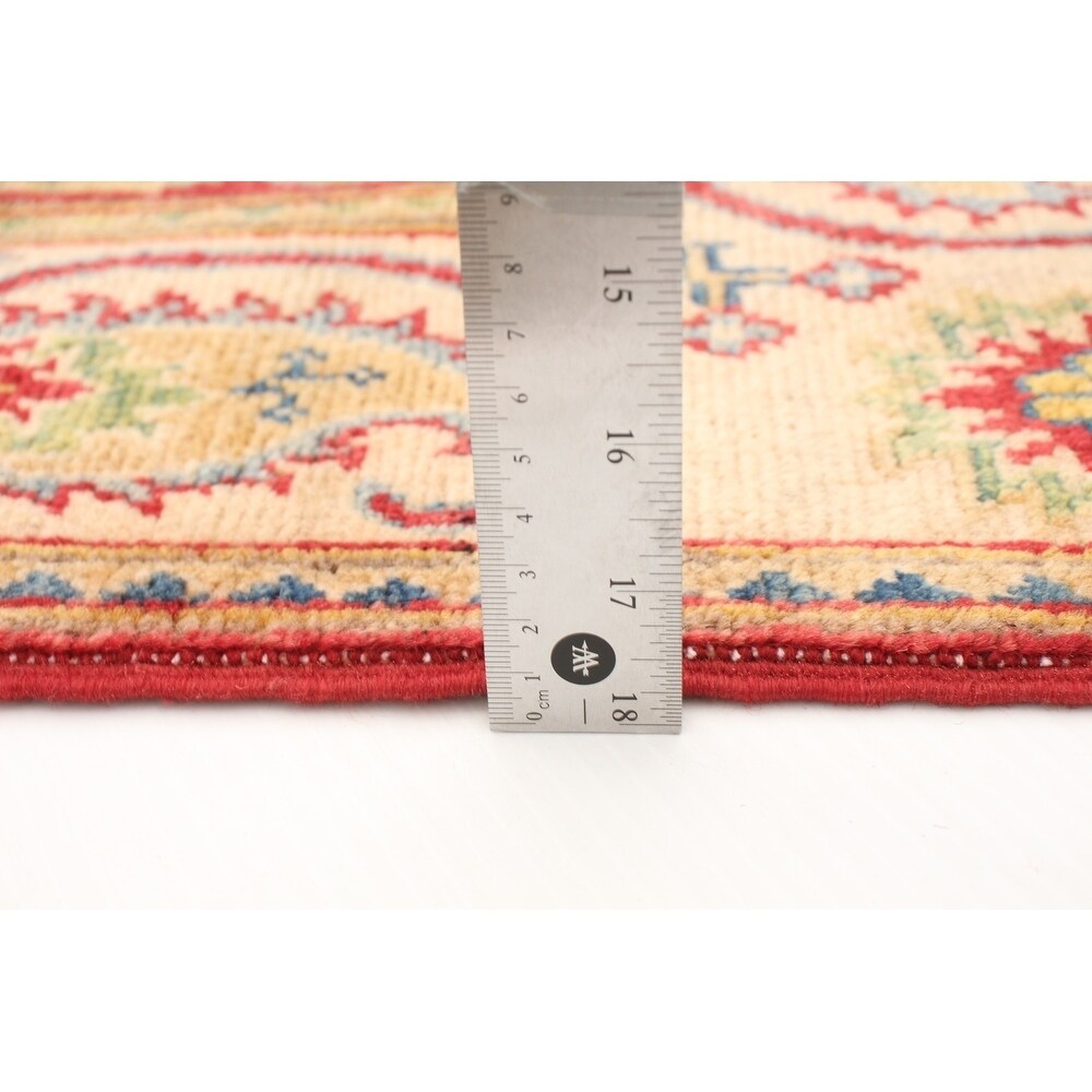 Hand-knotted Finest Gazni Red Wool Rug - 3'11" x 6'0"/3'11 x 6'0