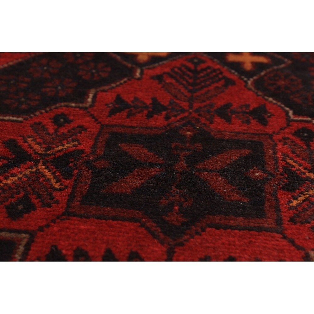 eCarpetGallery Hand-knotted Finest Khal Mohammadi Red Wool Rug - 2'6 x 6'8