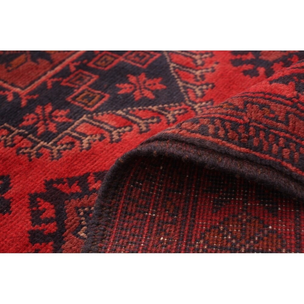Hand-knotted Finest Khal Mohammadi Red Wool Rug - 4'2" x 6'4"/4'2 x 6'4