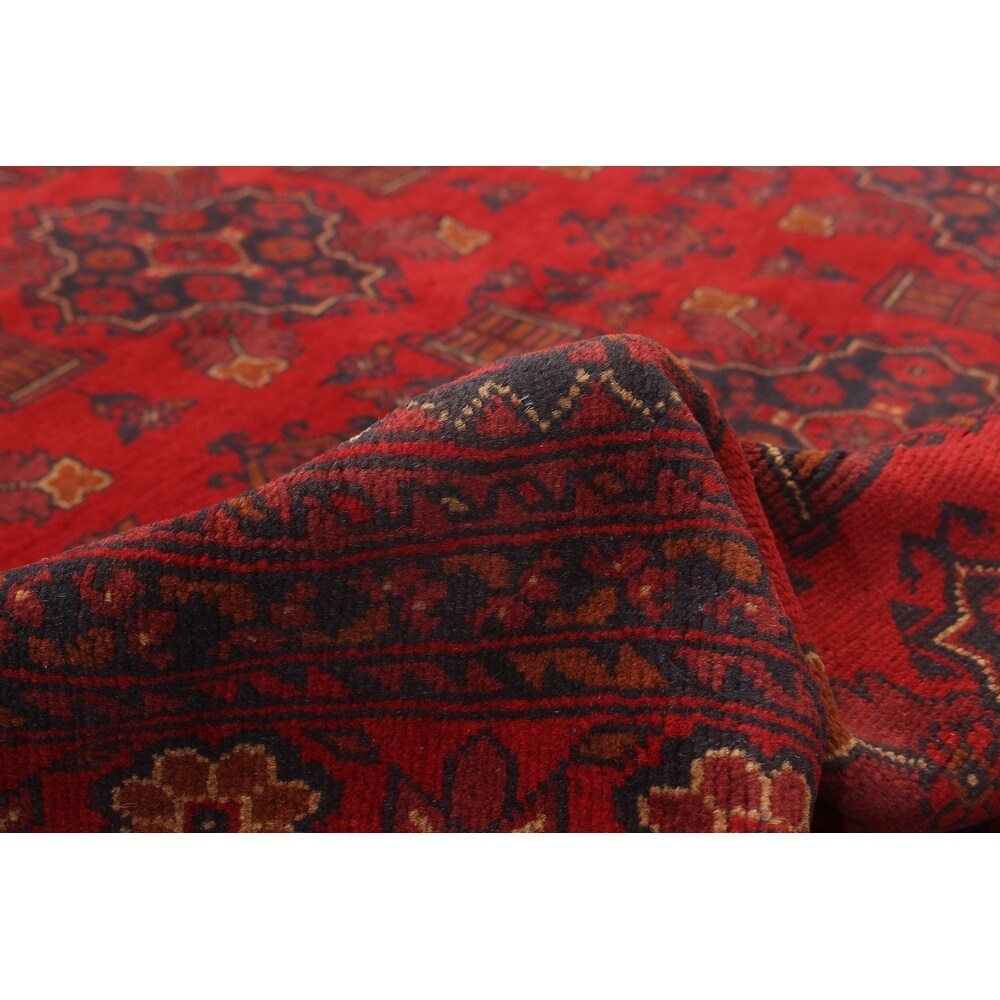 eCarpetGallery Hand-knotted Finest Khal Mohammadi Red Wool Rug - 6'7 x 9'8