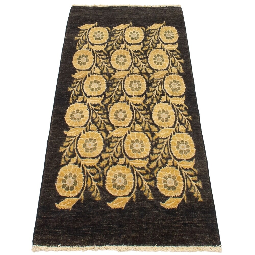 eCarpetGallery Hand-knotted Finest Ziegler Chobi Cream, Wool Rug - 2'10 x 5'0