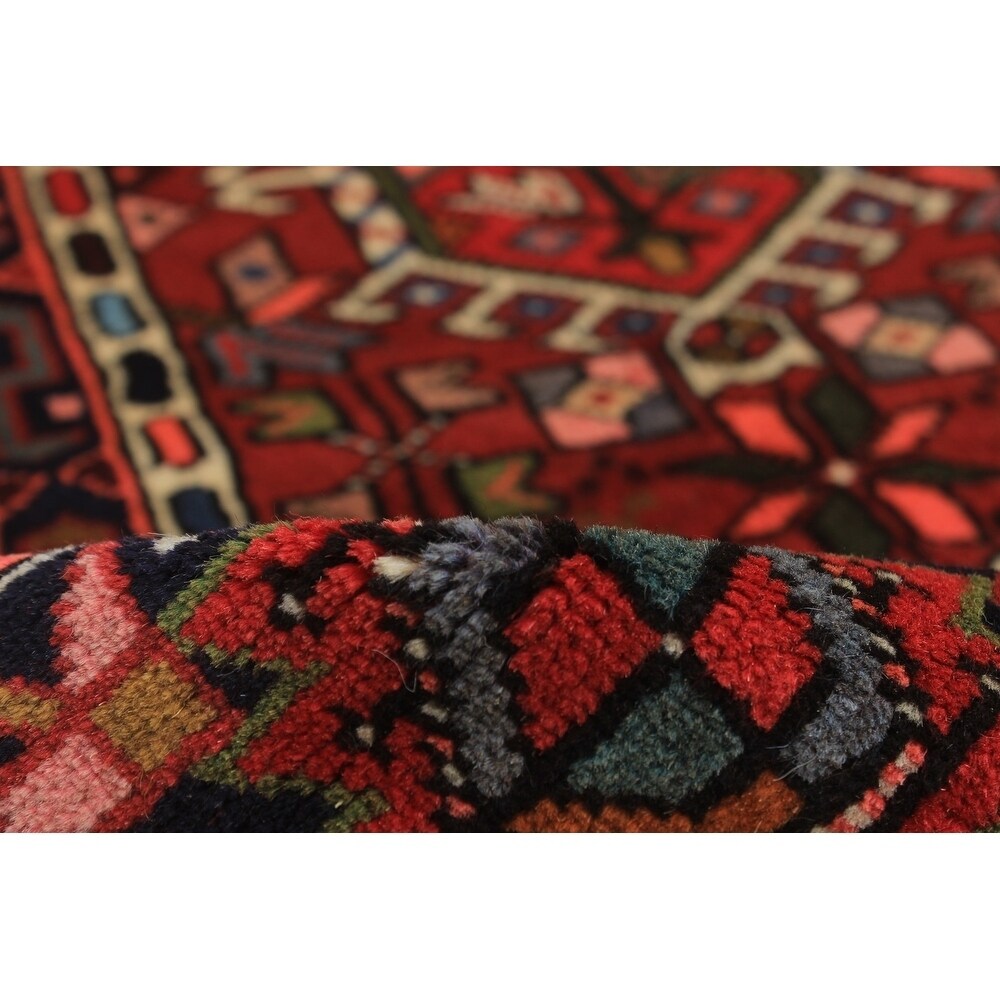 eCarpetGallery Hand-knotted Hamadan Red Wool Rug (2'2 x 6'5)