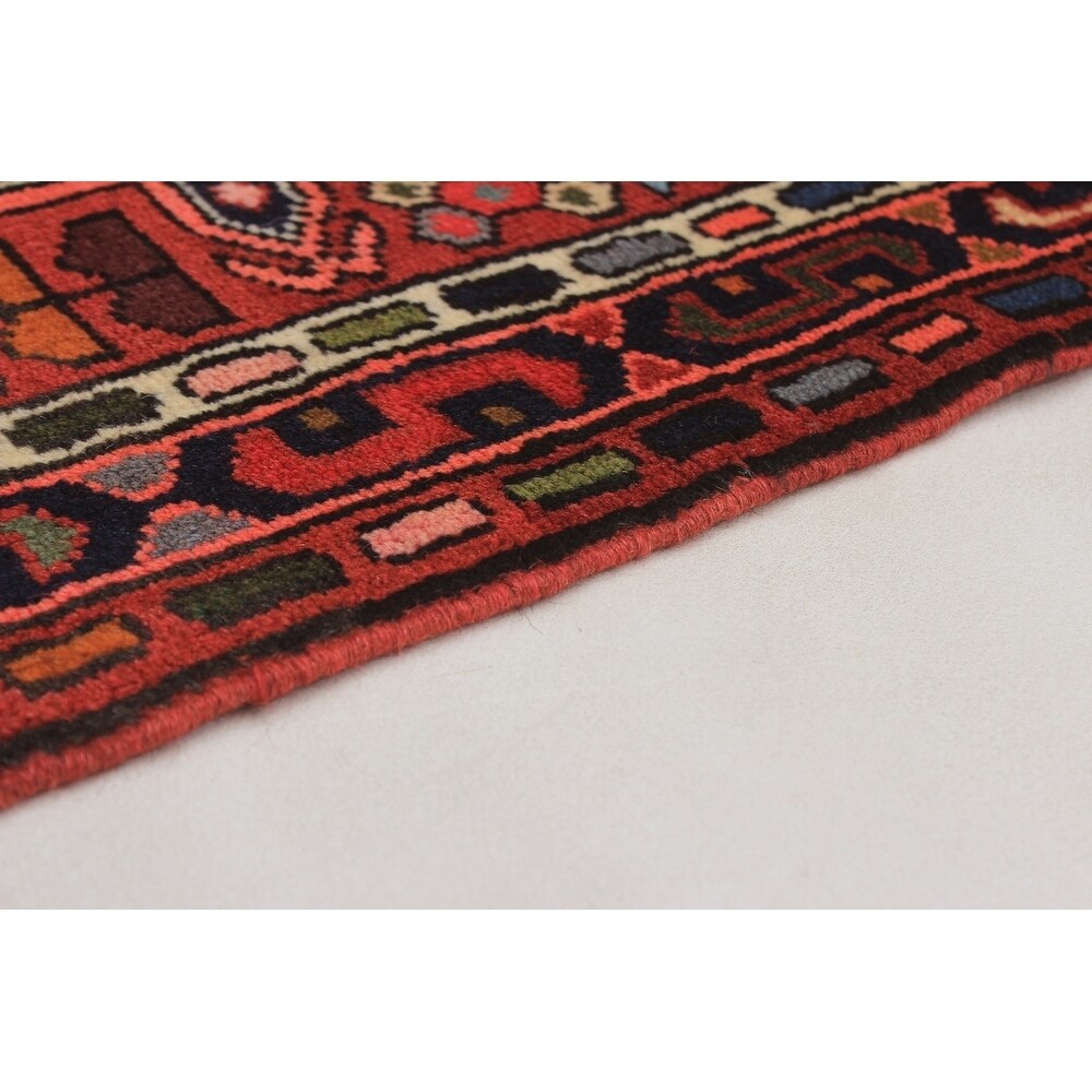 eCarpetGallery Hand-knotted Hamadan Red Wool Rug (2'2 x 6'5)