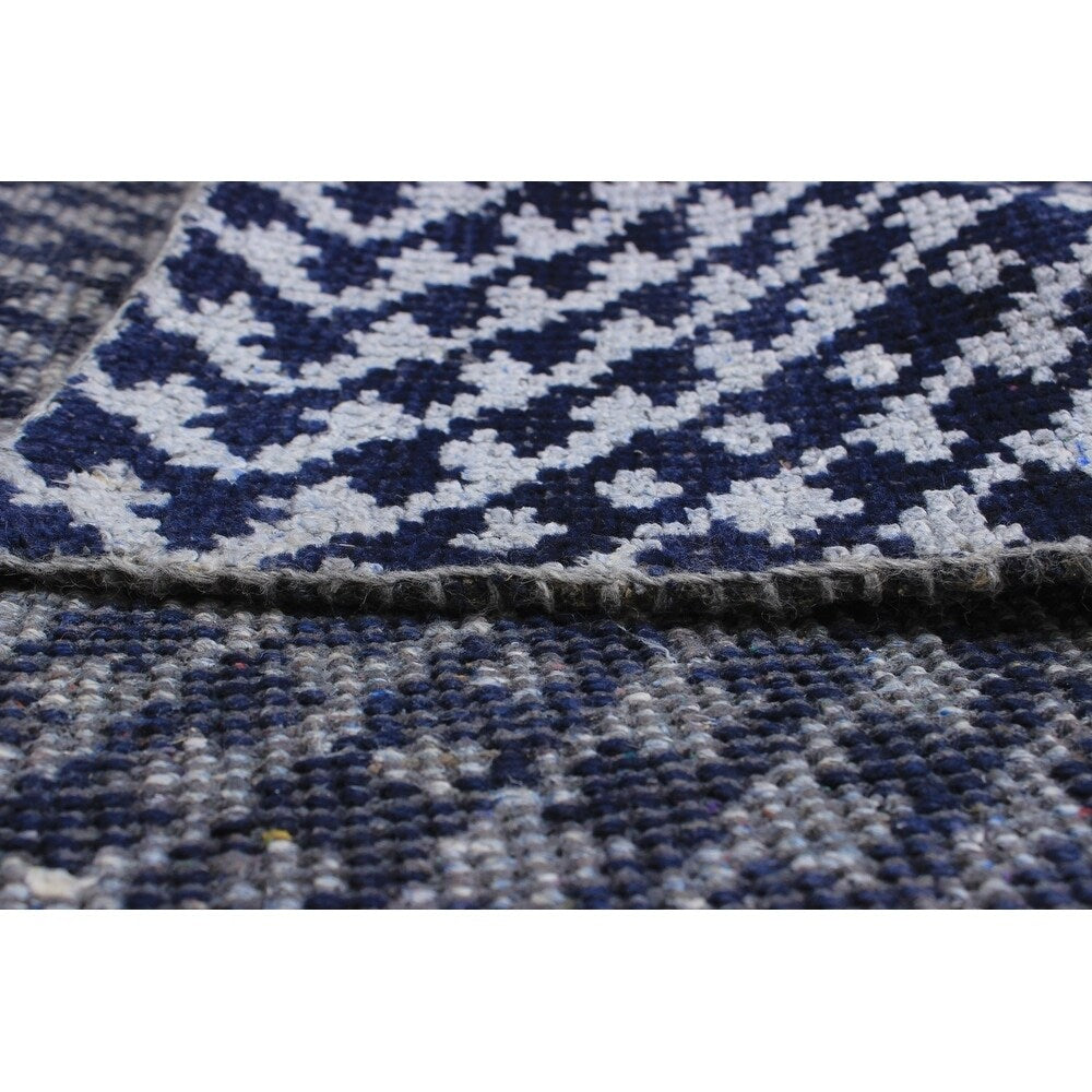 eCarpetGallery Hand-knotted La Seda Dark Navy Rug - 5'3 X 7'9