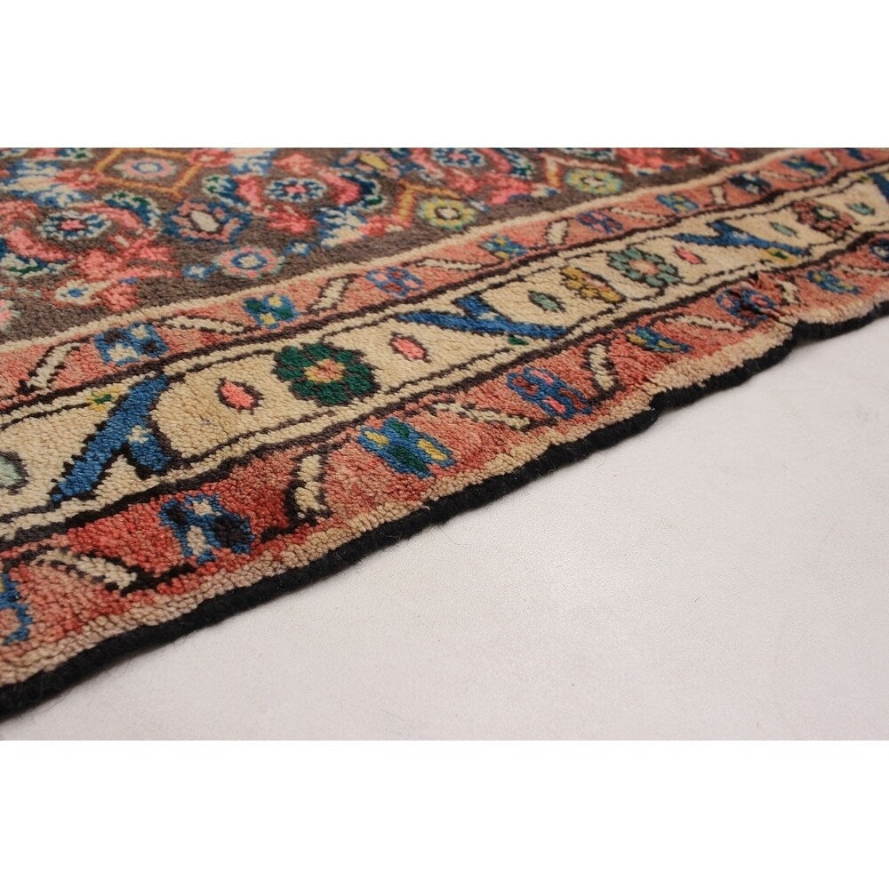 eCarpetGallery Hand-knotted Nahavand Cream, Dark Pink Wool Rug - 3'3 x 8'3