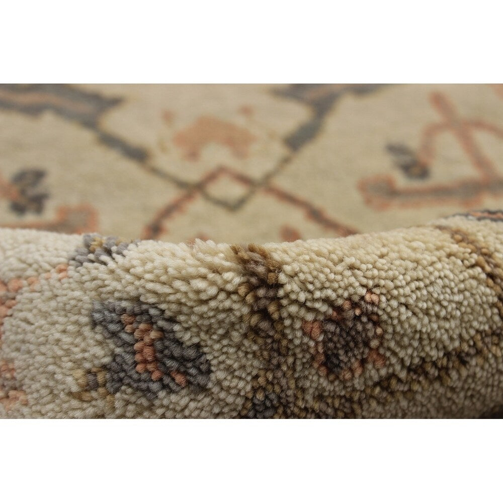 eCarpetGallery Hand-knotted Royal Ushak Cream Wool Rug - 2'6 x 11'9