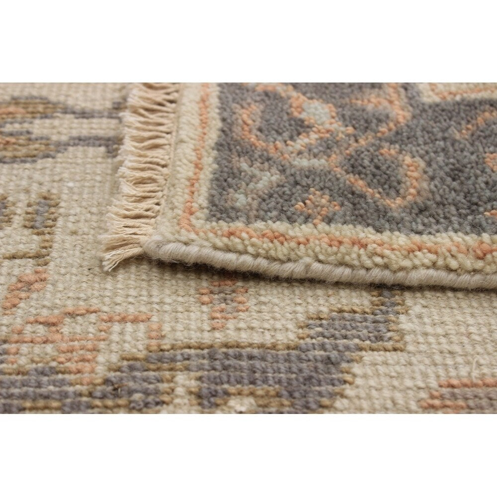 eCarpetGallery Hand-knotted Royal Ushak Cream Wool Rug - 2'6 x 11'9