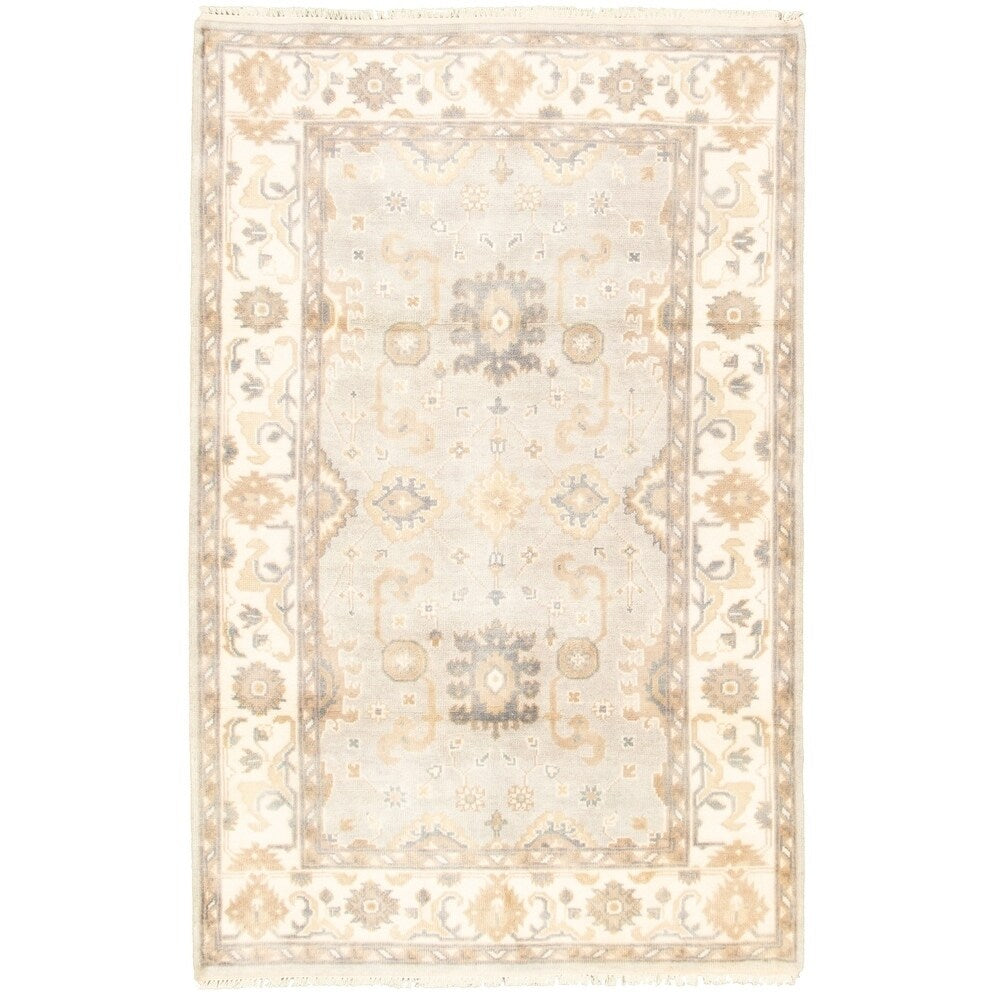 eCarpetGallery Hand-knotted Royal Ushak Light Grey Wool Rug - 5'1 x 8'0