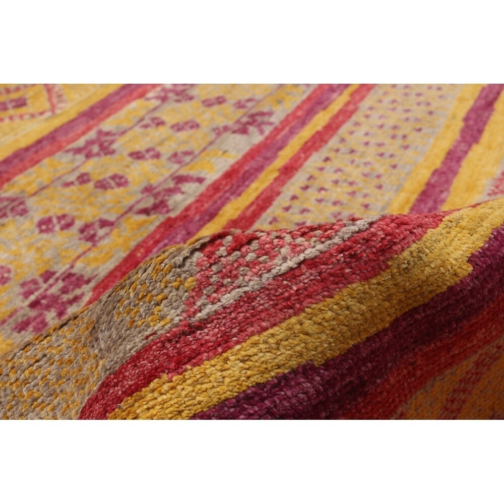 eCarpetGallery Hand-knotted Shalimar Red Wool Rug - 6'4 x 8'10