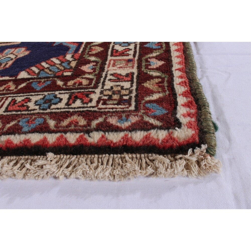 eCarpetGallery Hand-knotted Tafresh Red Wool Rug - 2'8 x 4'2