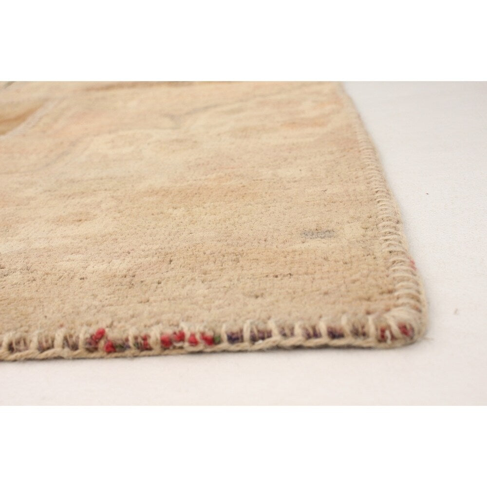 eCarpetGallery Hand-knotted Vintage Anatolia Patch Khaki Wool Rug - 6'9 x 9'11
