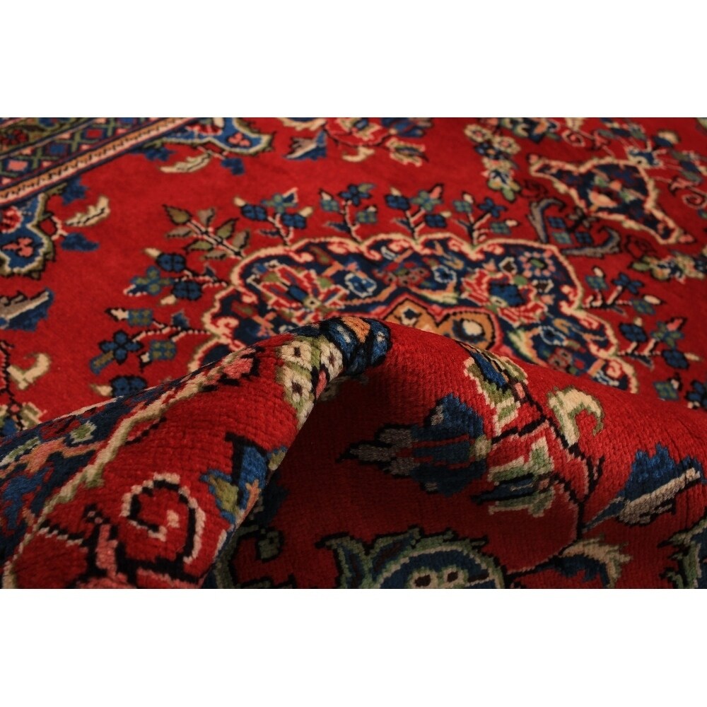 eCarpetGallery Hand-knotted Wiss Red Wool Rug - 3'8 x 5'10