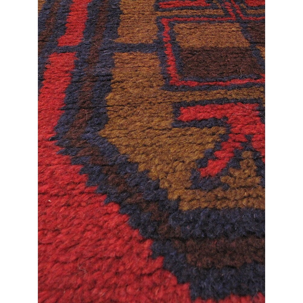 eCarpetGallery Bahor Red Wool Hand-knotted Rug (2'9 x 4'6)